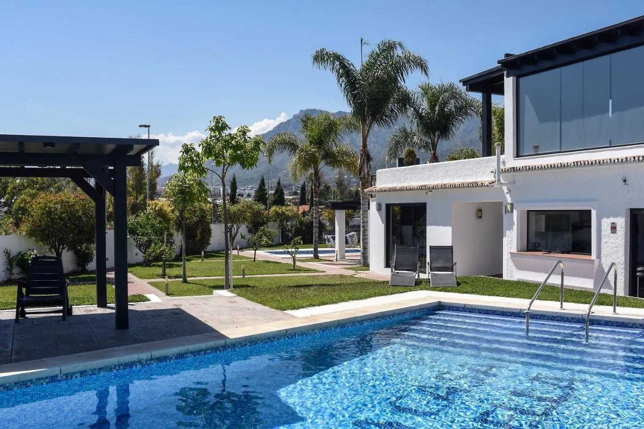 Villacasa Marbella 0*,  Spain